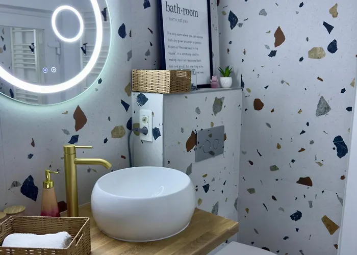 Lalumiere1930 - Historic Center