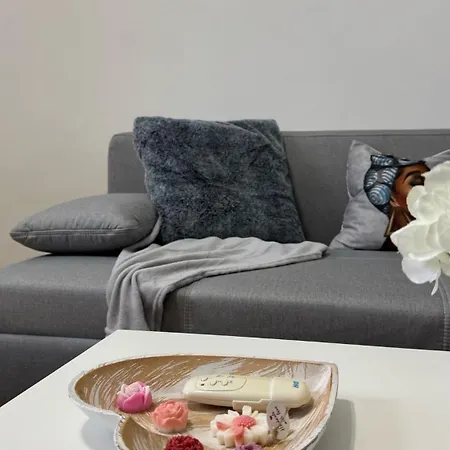 Chic & Cozy In *